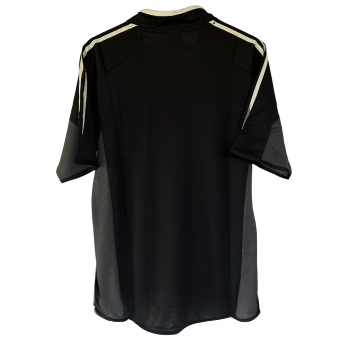 Real Madrid Away Shirt 2004 2005 - Image 4