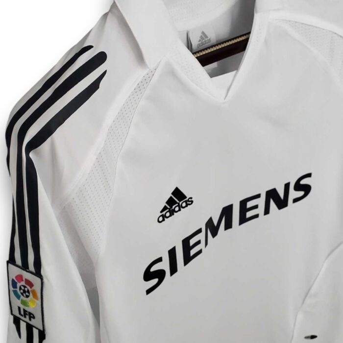 Real Madrid Home Shirt 2005 2006 - Image 3