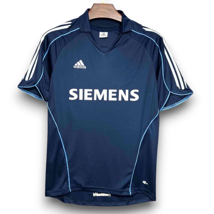 Real Madrid Away Shirt 2005 2006