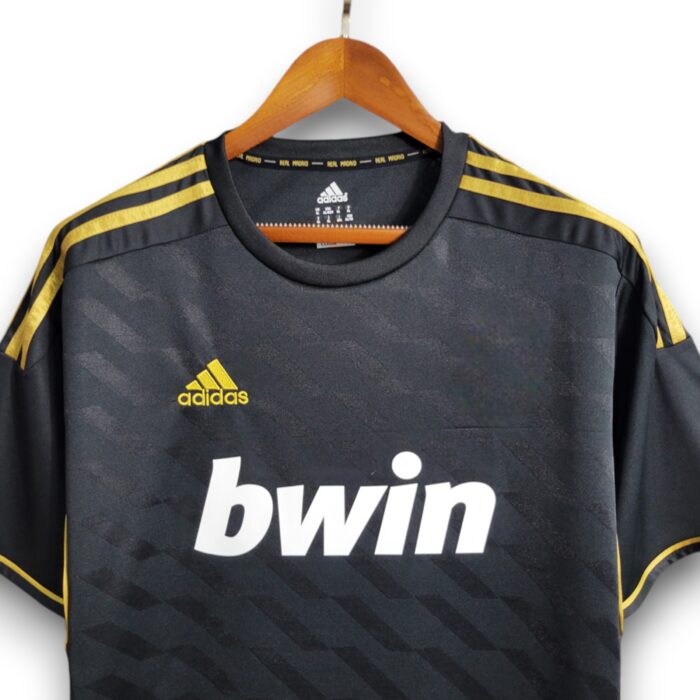 Real Madrid Away Shirt 2011 2012 - Image 3