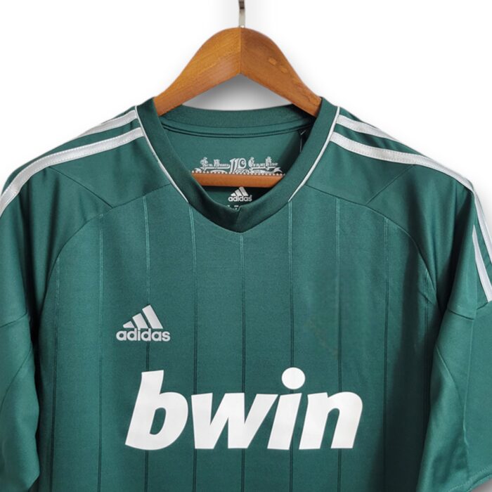 Real Madrid Alternative Shirt 2012 2013 - Image 3