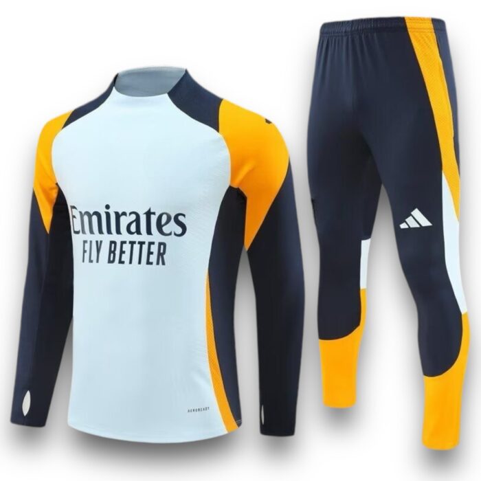 Real Madrid Pre-Match Tracksuit 2024 2025 - Training