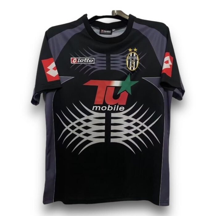 Juventus Goalkeeper Shirt 2001 2002