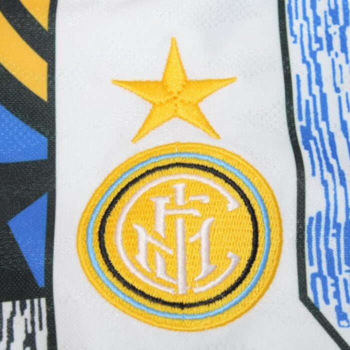 Inter de Milán Away Shirt 1995 1996 - Image 4