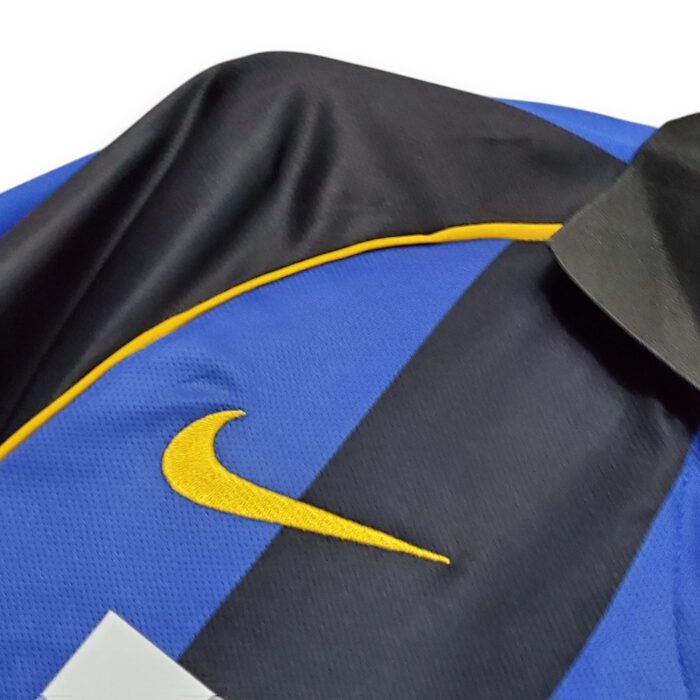 Inter de Milán Home Shirt 2001 2002 - Image 4
