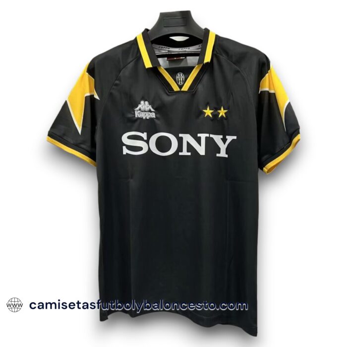 Juventus Alternative Shirt 1995 1996