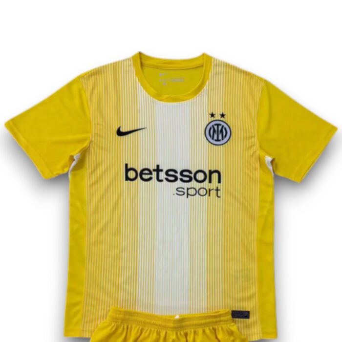 Inter de Milan Goalkeeper Shirt 2025 2026