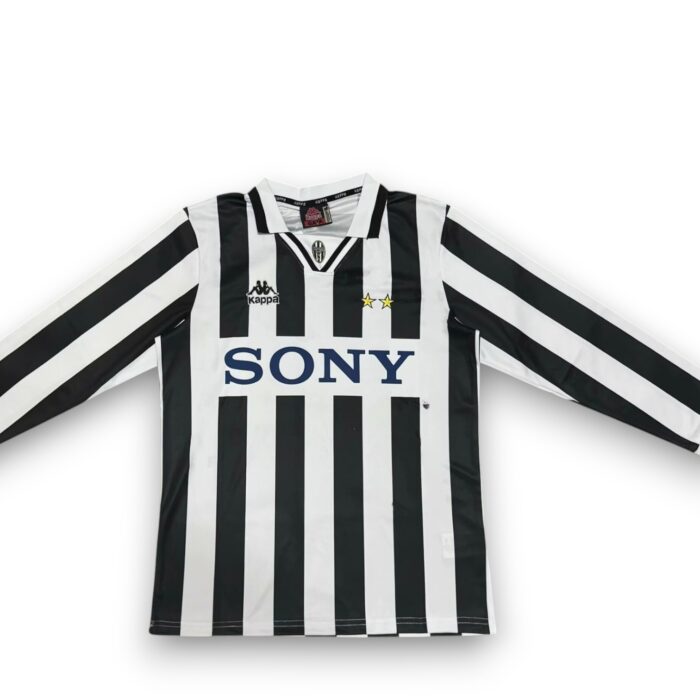 Juventus Home Long Sleeve 1996-1997