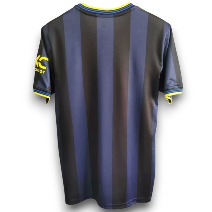 Manchester United Alternative Training Shirt - Image 2