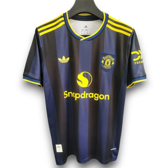 Manchester United Alternative Training Shirt