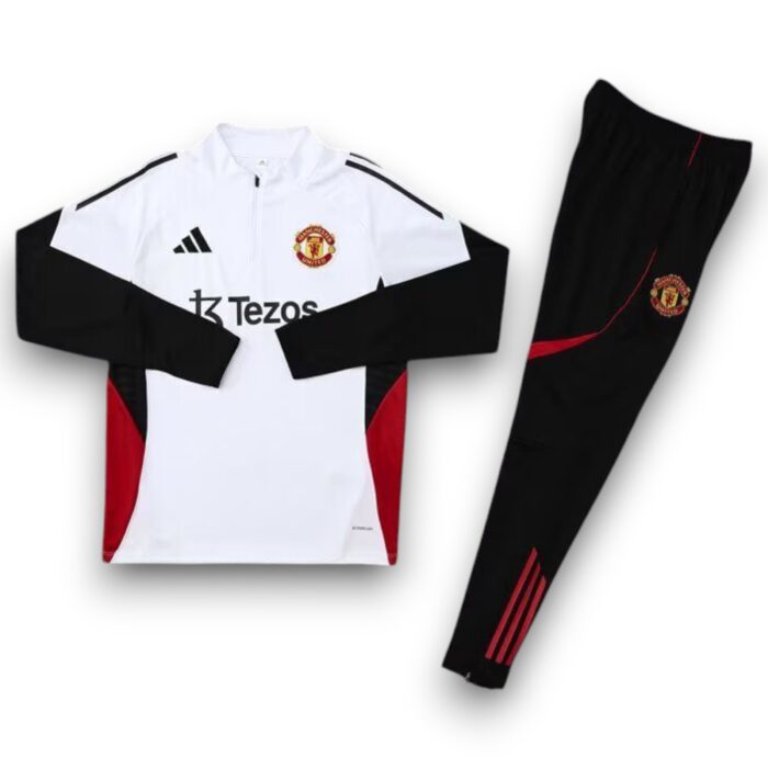 Manchester United Away Tracksuit 2025 2026 - Training - Image 2