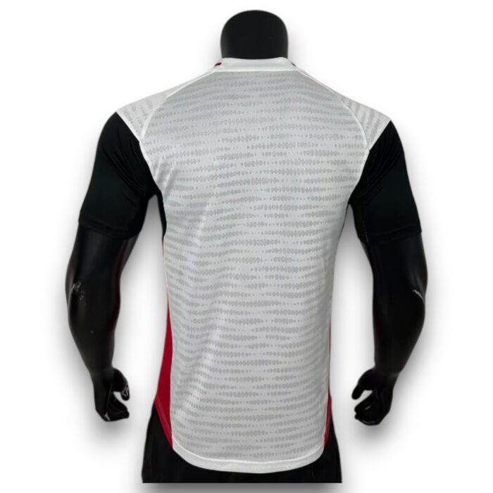 Manchester United Training Shirt 2025 2026 - Version Player - Image 2