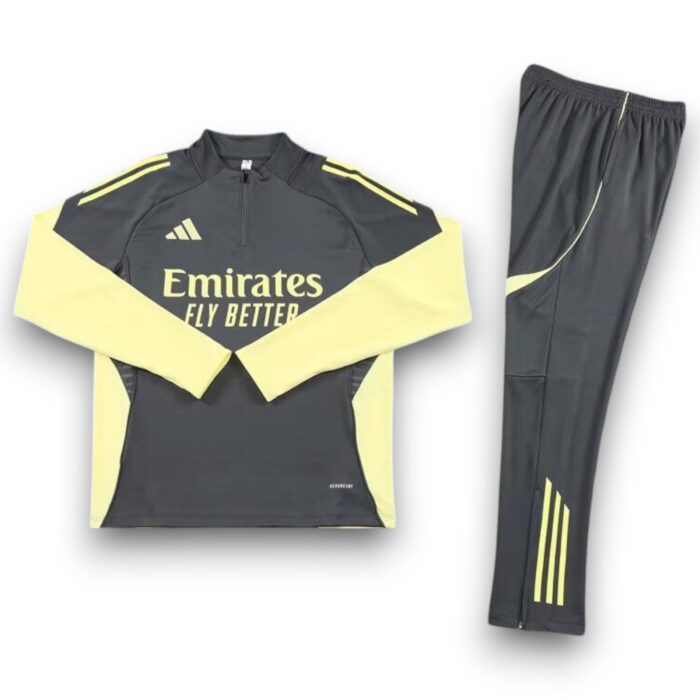 Real Madrid Alternative 2 Tracksuit 2024 2025 - Training - Image 2
