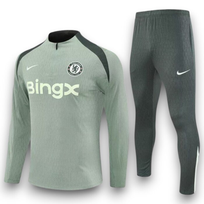 Chelsea Home Tracksuit 2025 2026 - Training