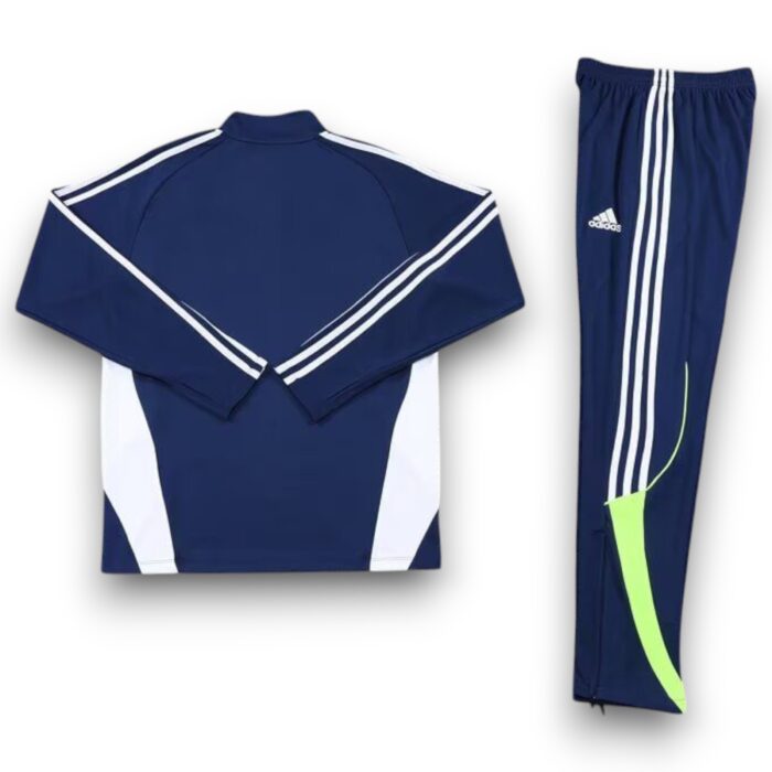 Real Madrid Retro Tracksuit 2024 2025 - Training - Image 3