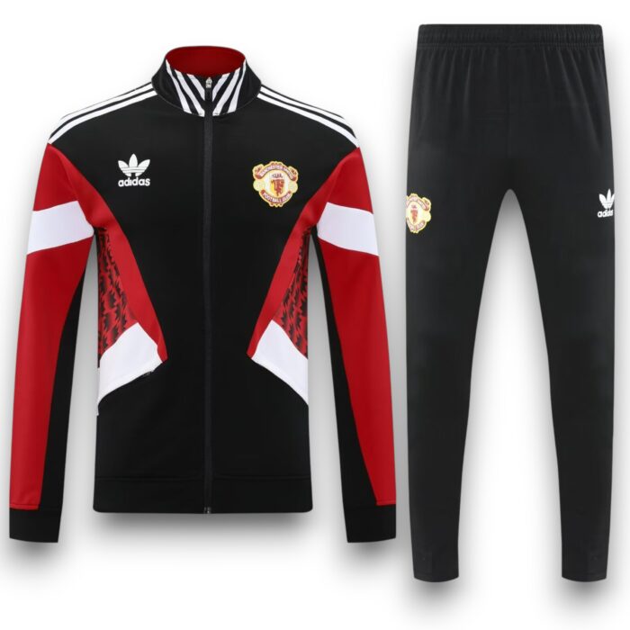 Manchester United Tracksuit 2025 2026 - Zip